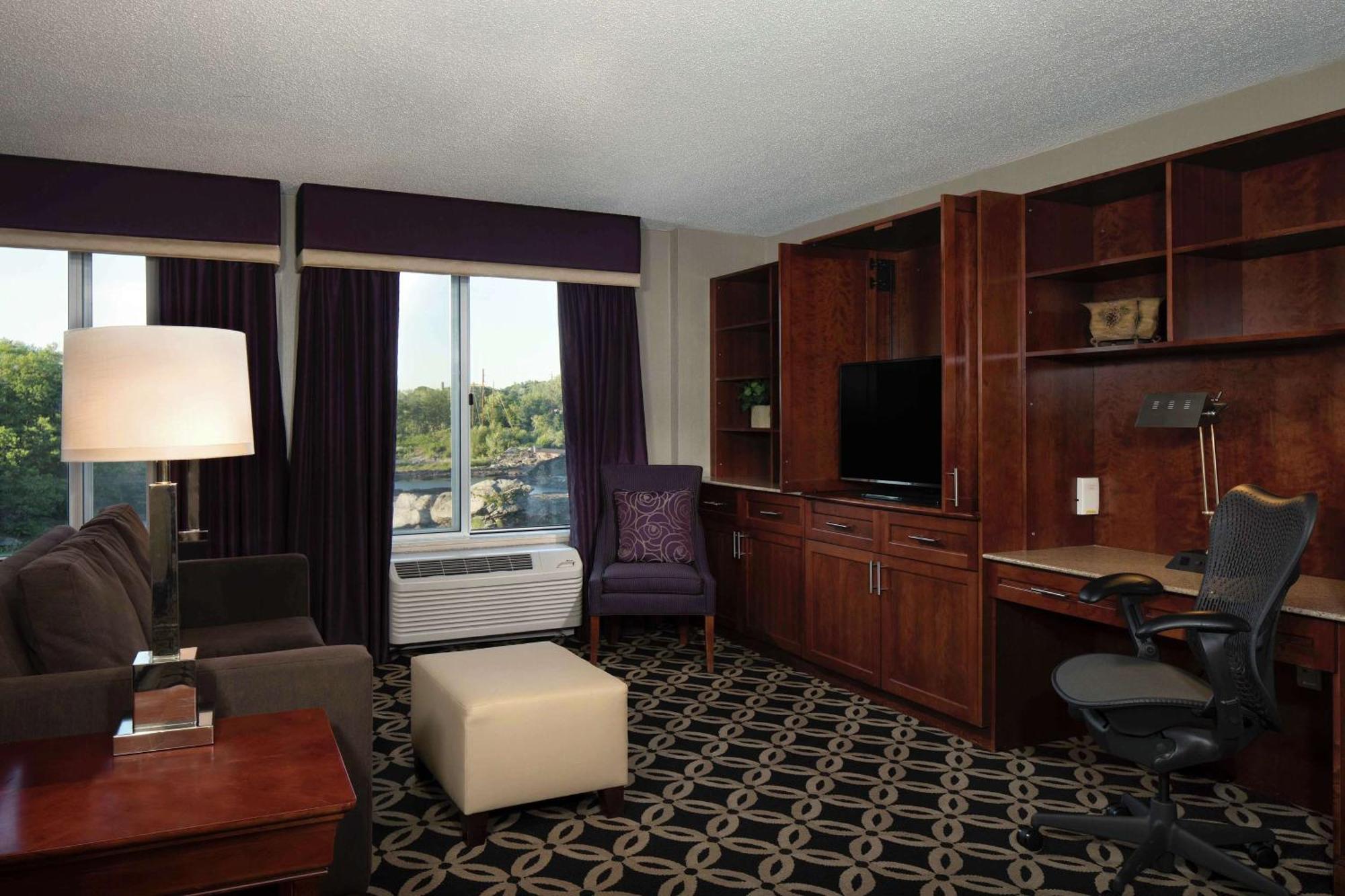 Hilton Garden Inn Auburn Riverwatch Luaran gambar