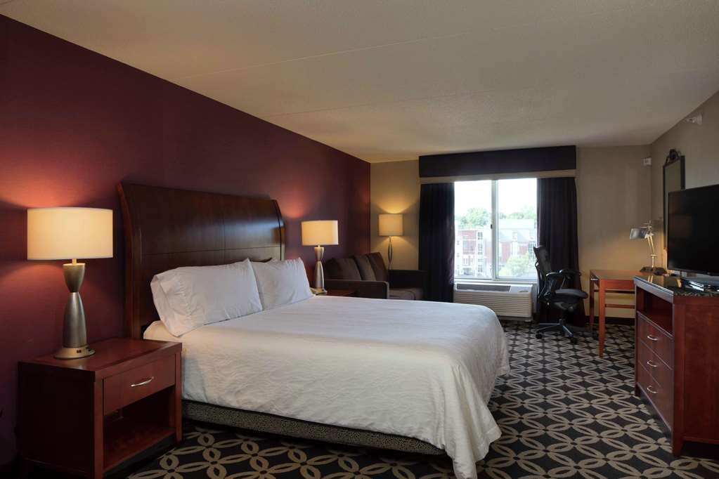 Hilton Garden Inn Auburn Riverwatch Bilik gambar